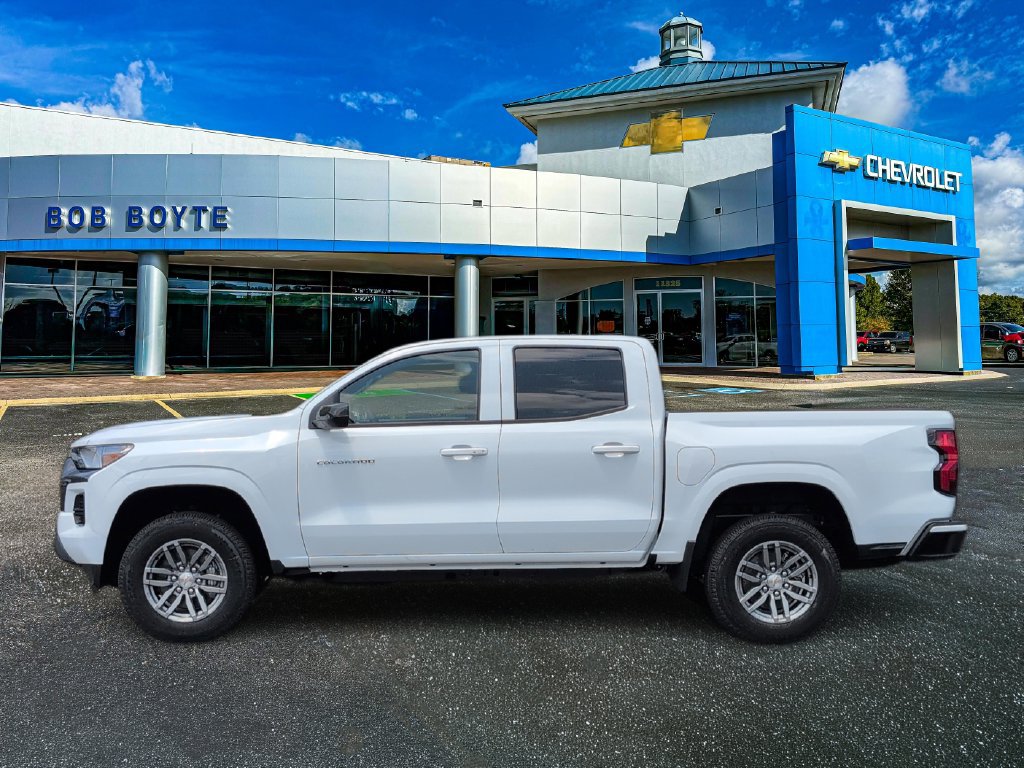 New 2026 Chevrolet Colorado LT w/ Advanced Trailering Package RWD image 2