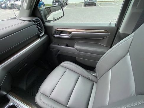 Used 2026 Chevrolet Silverado 1500 LT Trail Boss w/ LT Trail Boss Premium Package AWD/4WD image 24