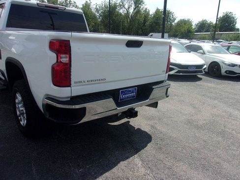 Used 2022 Chevrolet Silverado 2500 LT w/ Convenience Package AWD/4WD image 7