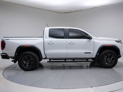 Used 2025 GMC Canyon Elevation w/ Convenience Package image 9