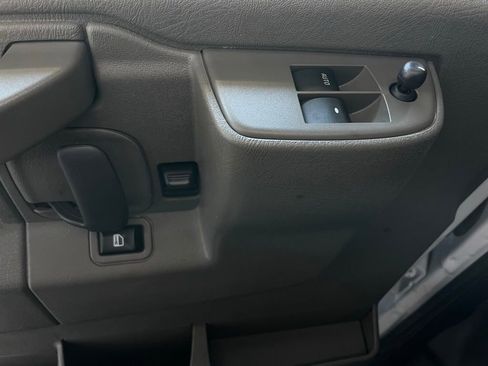 Used 2024 GMC Savana 2500 w/ Driver Convenience Package image 16