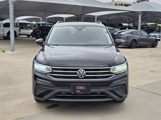 Used 2022 Volkswagen Tiguan SE video 2