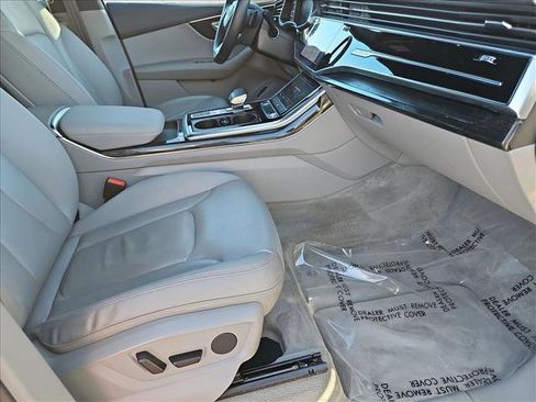 Used 2023 Audi Q7 2.0T Premium w/ Convenience Package image 21