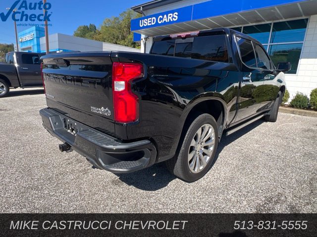 Used 2021 Chevrolet Silverado 1500 High Country w/ Technology Package AWD/4WD image 3