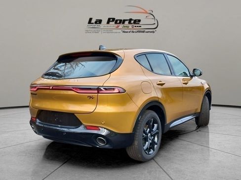 New 2024 Dodge Hornet R/T w/ R/T Blacktop Package image 11