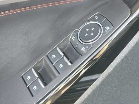 Used 2023 Ford Explorer ST-Line w/ Class IV Trailer Tow Package image 28