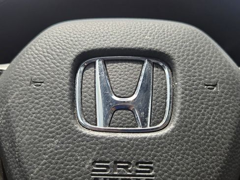 Used 2025 Honda CR-V Sport image 27