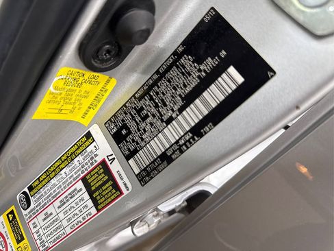 Used 2012 Toyota Venza Limited image 17