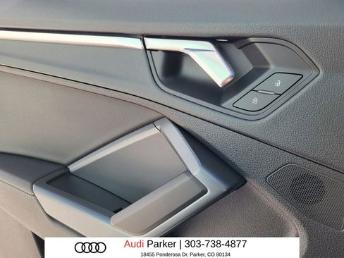 Used 2025 Audi Q3 2.0T Premium w/ Convenience Package AWD/4WD image 10