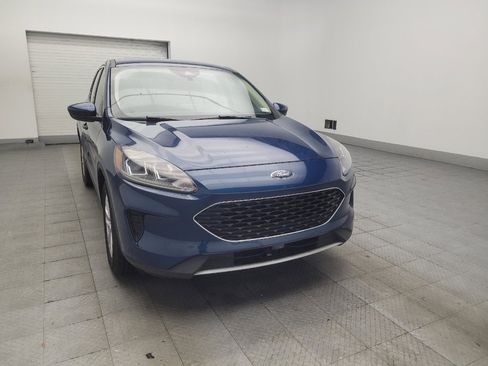 Used 2020 Ford Escape SE FWD image 13