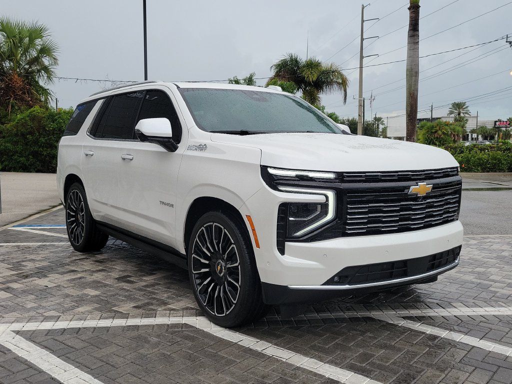 Used 2025 Chevrolet Tahoe High Country AWD/4WD image 7