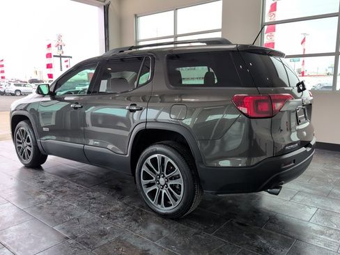 Used 2019 GMC Acadia SLT w/ LPO, Adventure Package image 5