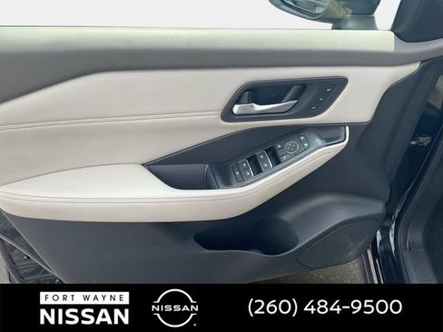Certified 2023 Nissan Rogue SL w/ SL Premium Package AWD/4WD image 32