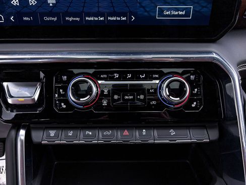 Used 2024 GMC Sierra 3500 Denali Ultimate image 46