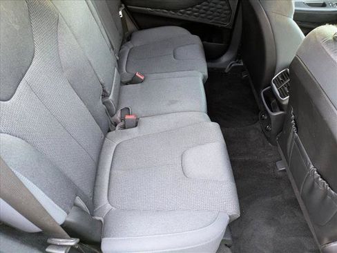 Used 2020 Hyundai Santa Fe SEL AWD/4WD image 18