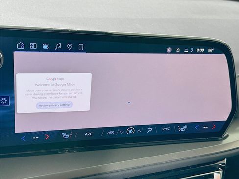 New 2026 Chevrolet Traverse LT image 8