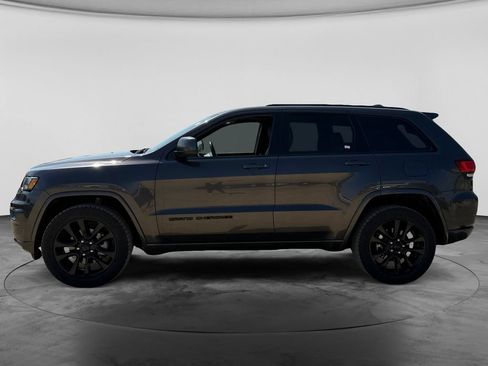 Used 2020 Jeep Grand Cherokee Altitude AWD/4WD image 6