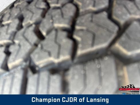 Used 2019 RAM 1500 Warlock AWD/4WD image 38
