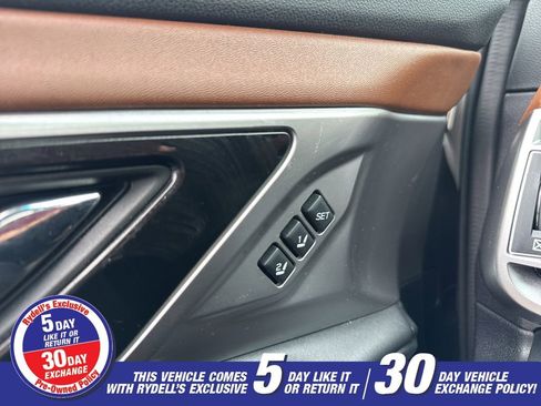 Used 2022 Subaru Outback Touring XT image 14