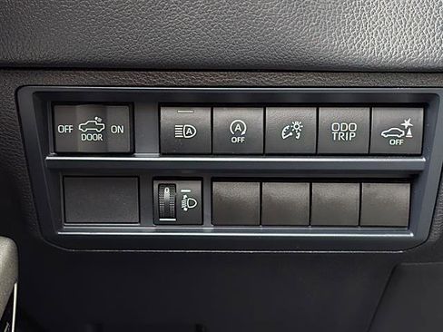 Certified 2025 Toyota Tundra Limited image 15