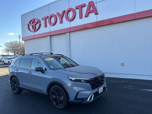 Used 2023 Honda CR-V Sport Touring image 1