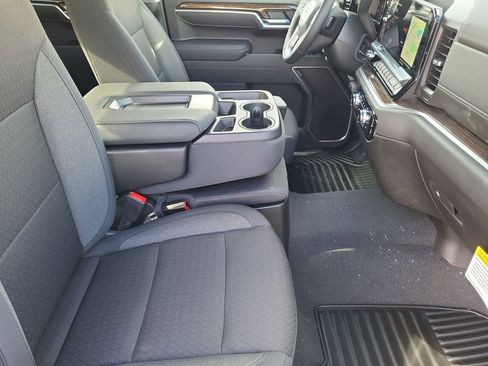 New 2026 GMC Sierra 1500 Elevation image 10