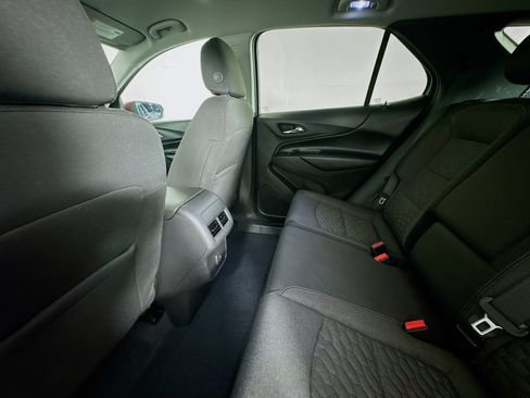 Used 2019 Chevrolet Equinox LT w/ Driver Convenience Package FWD image 23