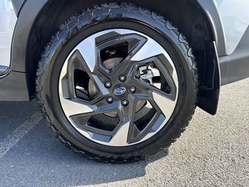 Used 2024 Subaru Crosstrek 2.5i Limited image 11
