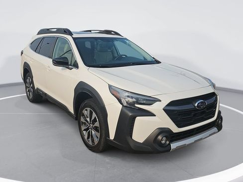 Certified 2024 Subaru Outback Limited AWD/4WD image 3