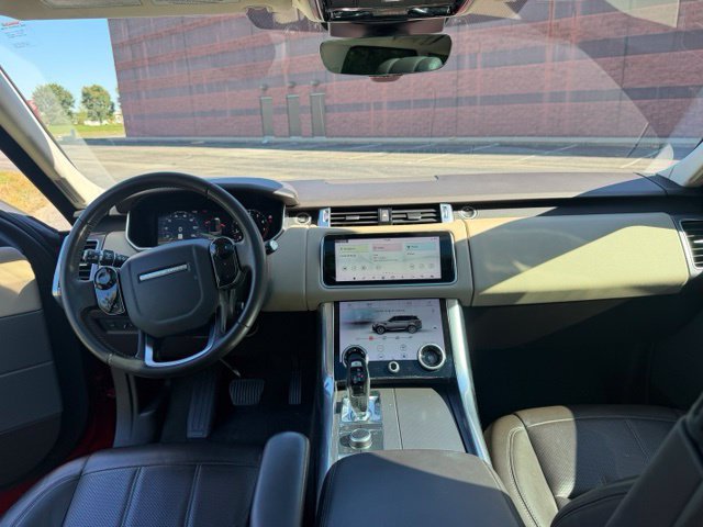 Used 2020 Land Rover Range Rover Sport HSE AWD/4WD image 28