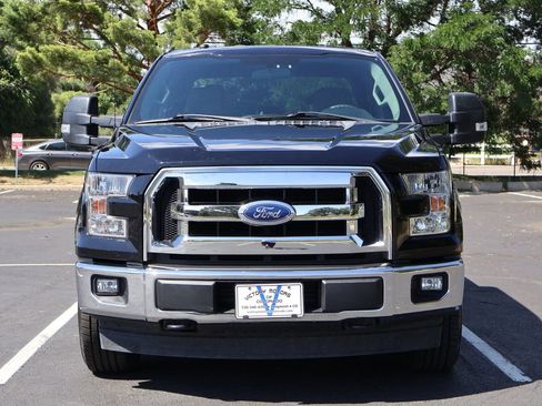 Used 2017 Ford F150 XLT image 13