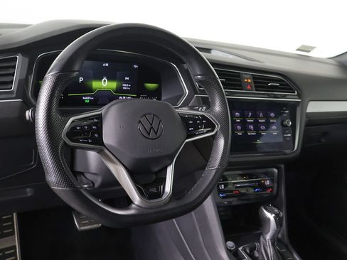 Used 2023 Volkswagen Tiguan SE R-Line AWD/4WD image 23