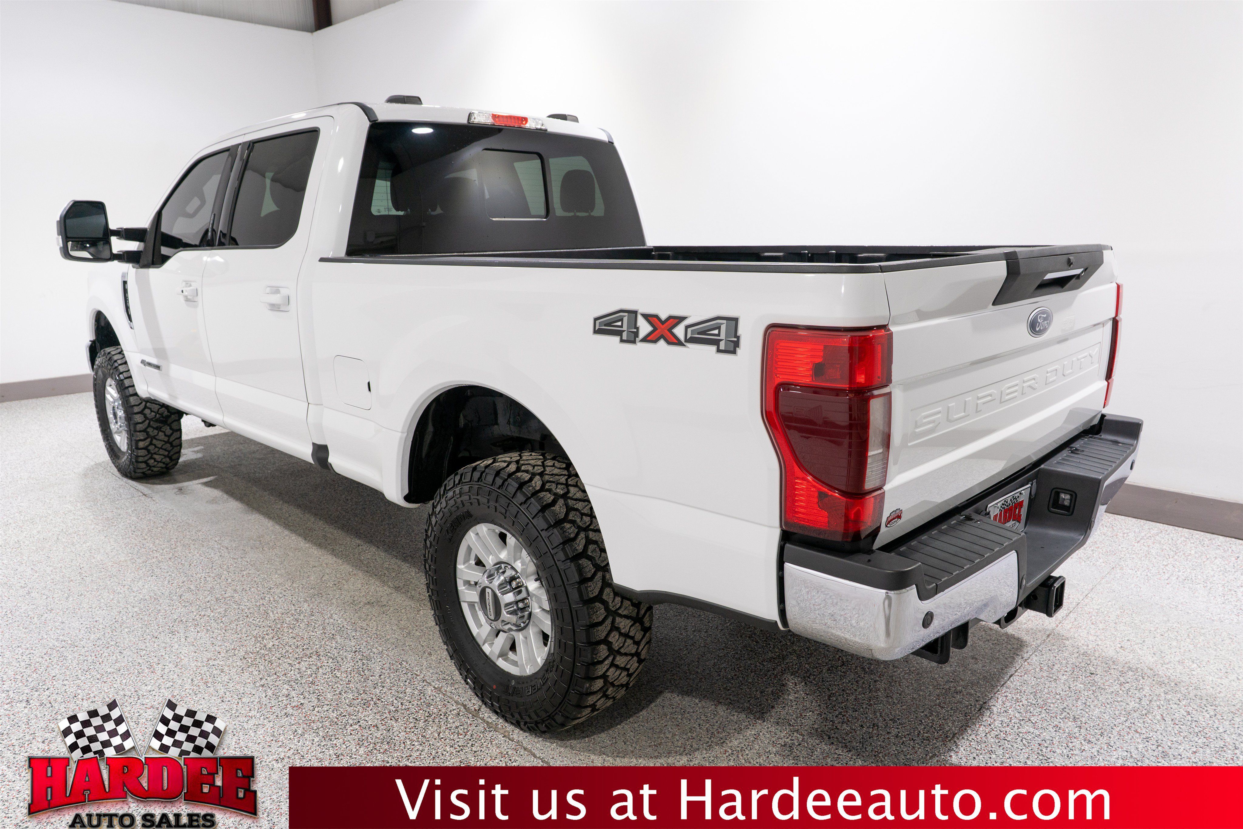 Used 2020 Ford F250 Lariat w/ Lariat Ultimate Package AWD/4WD image 3