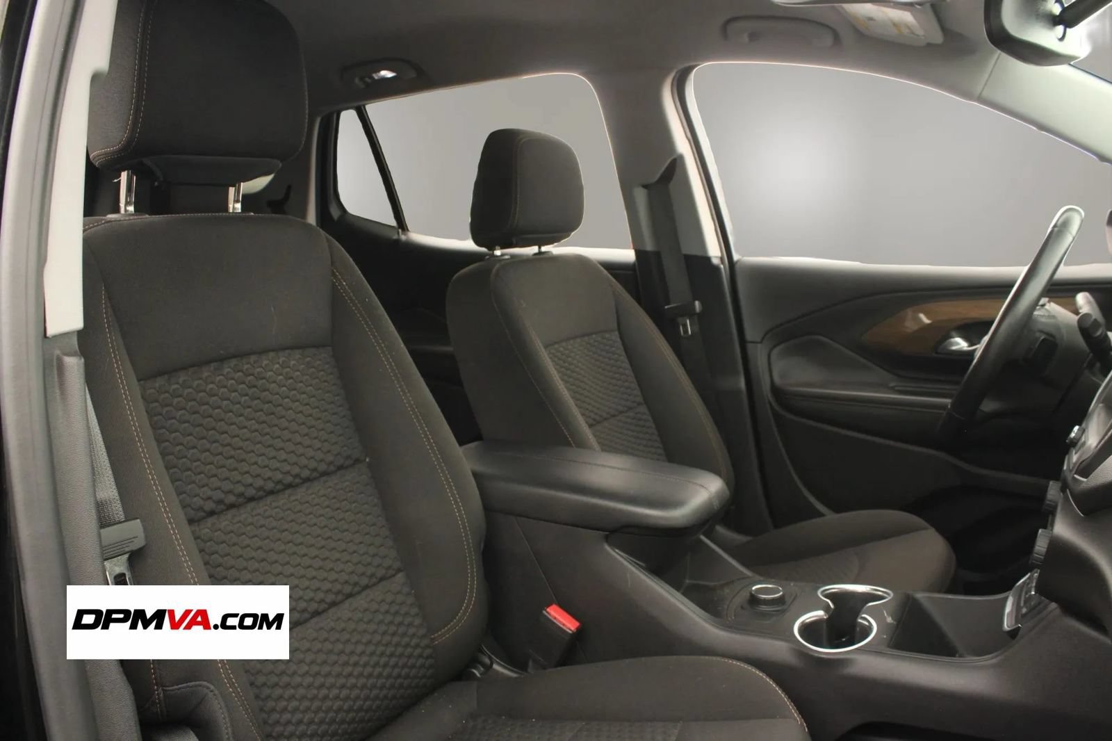 Used 2019 GMC Terrain SLE FWD image 25
