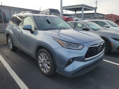 Used 2020 Toyota Highlander Limited