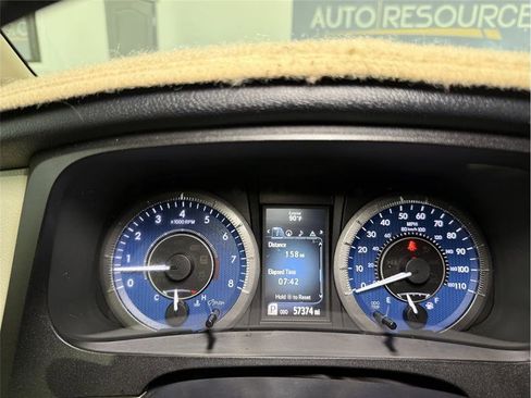 Used 2017 Toyota Sienna XLE Premium image 33