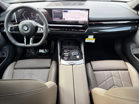 New 2026 BMW 530i w/ M Sport Package image 8