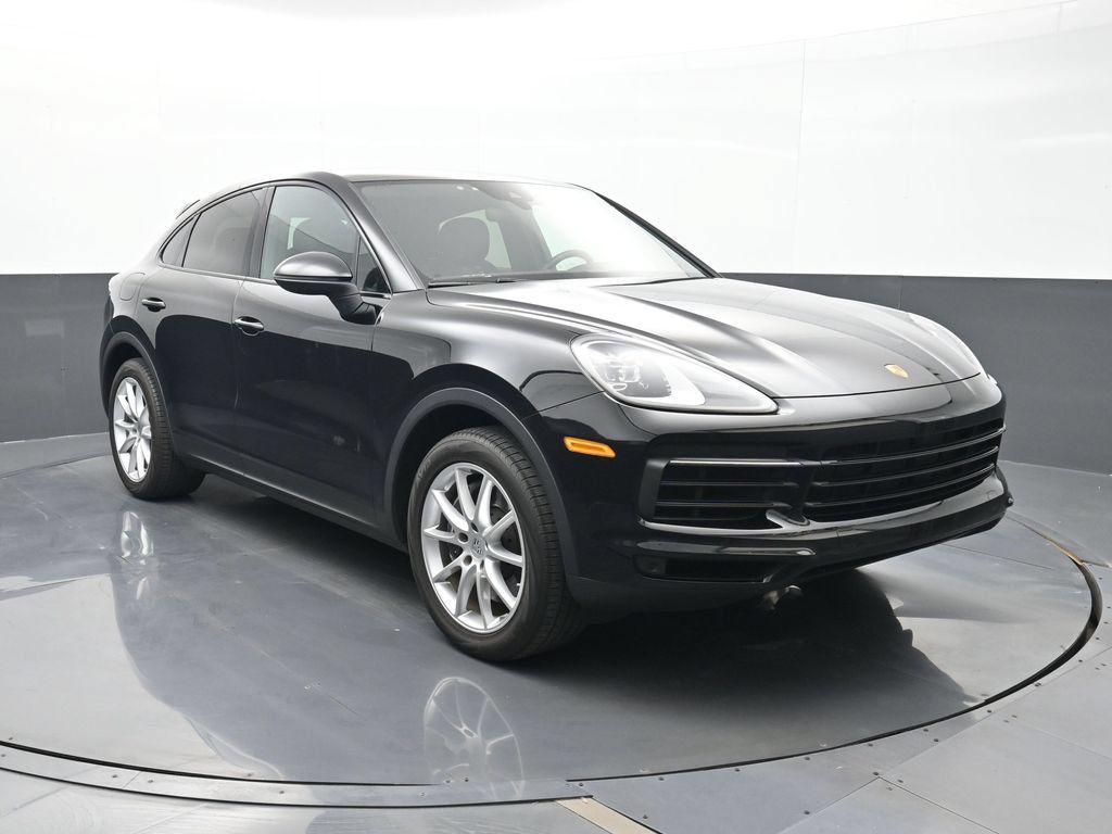 Certified 2023 Porsche Cayenne Coupe w/ Premium Package AWD/4WD image 25
