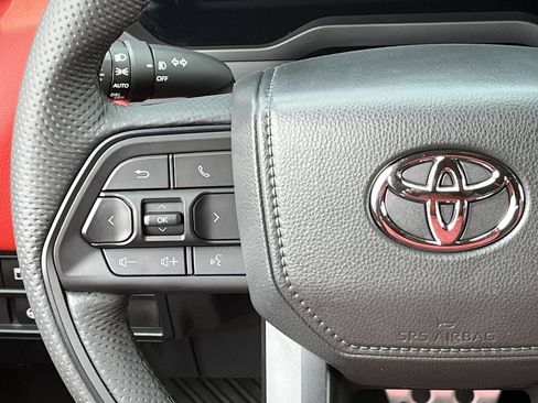 Used 2025 Toyota Tundra TRD Pro AWD/4WD image 12