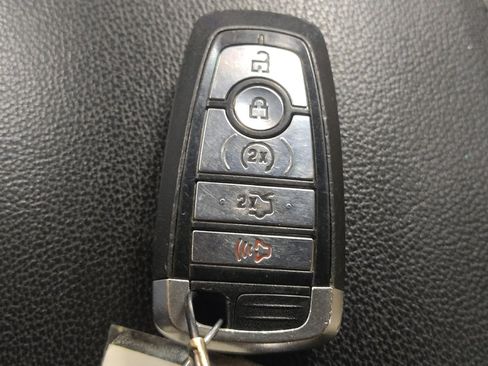 Used 2018 Ford Explorer Limited FWD image 32