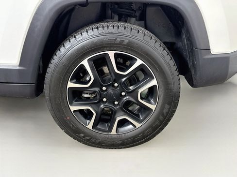 Used 2020 Jeep Compass Trailhawk w/ Cold Weather Group AWD/4WD image 25