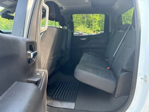 Used 2024 Chevrolet Silverado 1500 Custom Trail Boss AWD/4WD image 14