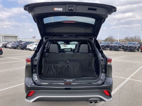 New 2026 Toyota Highlander XSE image 21