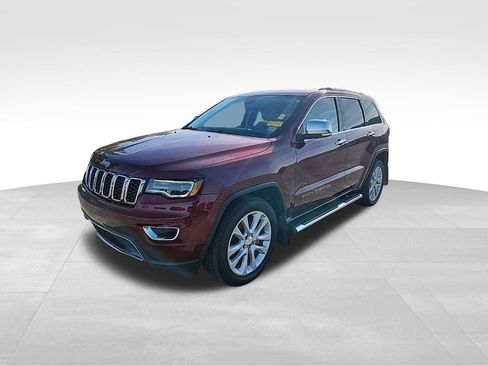 Used 2017 Jeep Grand Cherokee Limited w/ Luxury Group II image 19