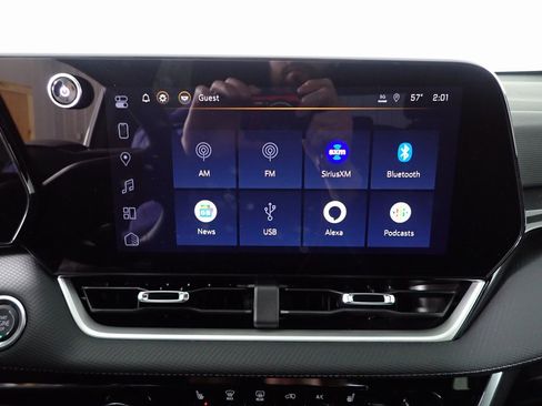 New 2025 Chevrolet Equinox LT w/ Safety and Technology Package image 27