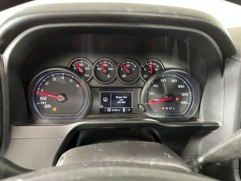 Used 2022 Chevrolet Silverado 1500 Custom image 17