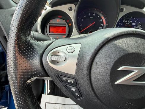 Used 2020 Nissan 370Z Coupe image 38