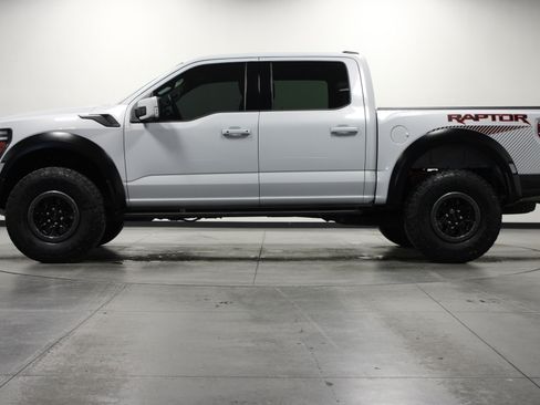 Used 2025 Ford F150 Raptor AWD/4WD image 7