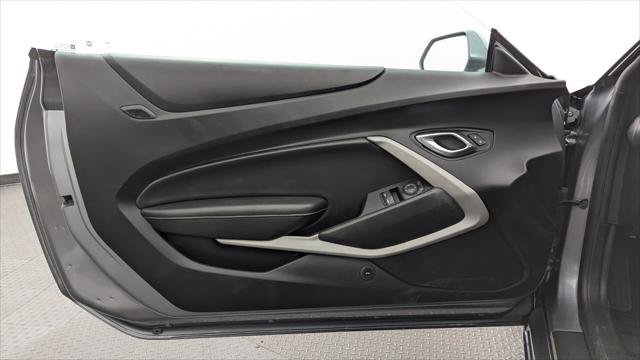 Used 2019 Chevrolet Camaro LT RWD image 13