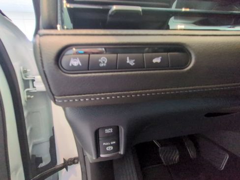 Used 2026 INFINITI QX80 Luxe w/ Cargo Package RWD image 11